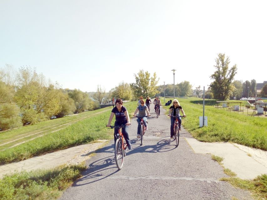Budapest: Self-Guided Bike Tour to Szentendre With Return