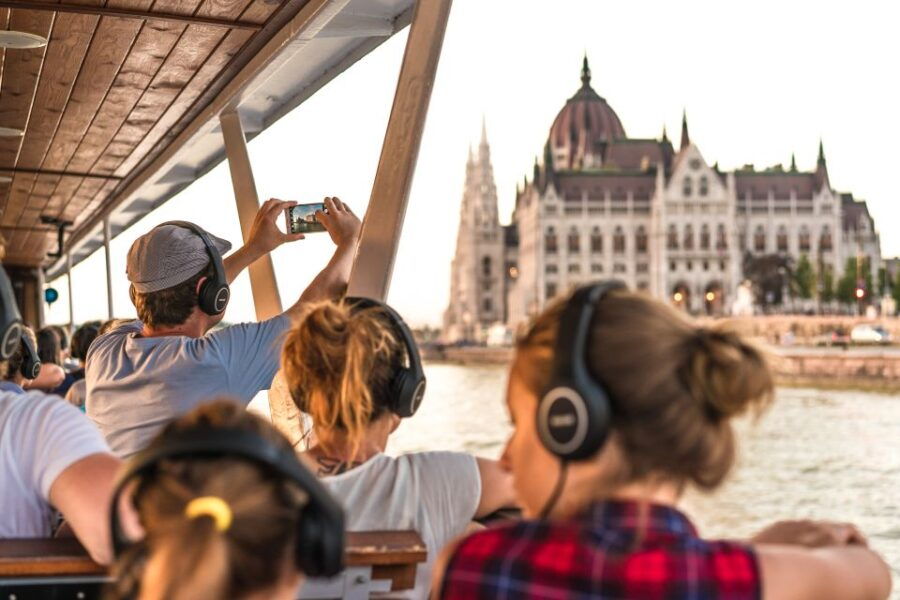 Budapest: Sightseeing Danube River Cruise Ticket