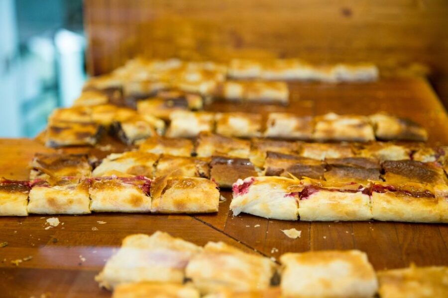 Budapest Street Food Tour With Snacks, Dessert & Beer - Good To Know
