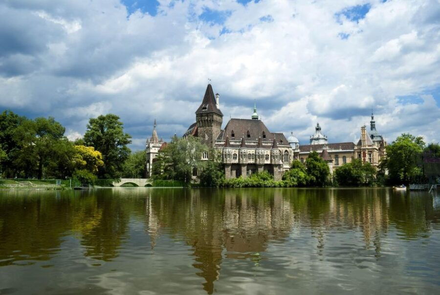 Budapest: Vajdahunyad Castle E-Ticket With Audio Tour - Good To Know