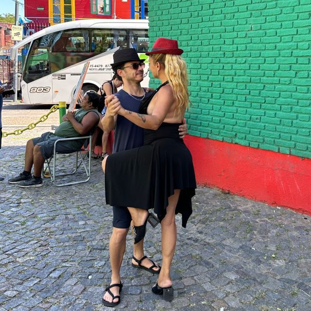 Buenos Aires: La Boca Art and History - Duration and Language Options