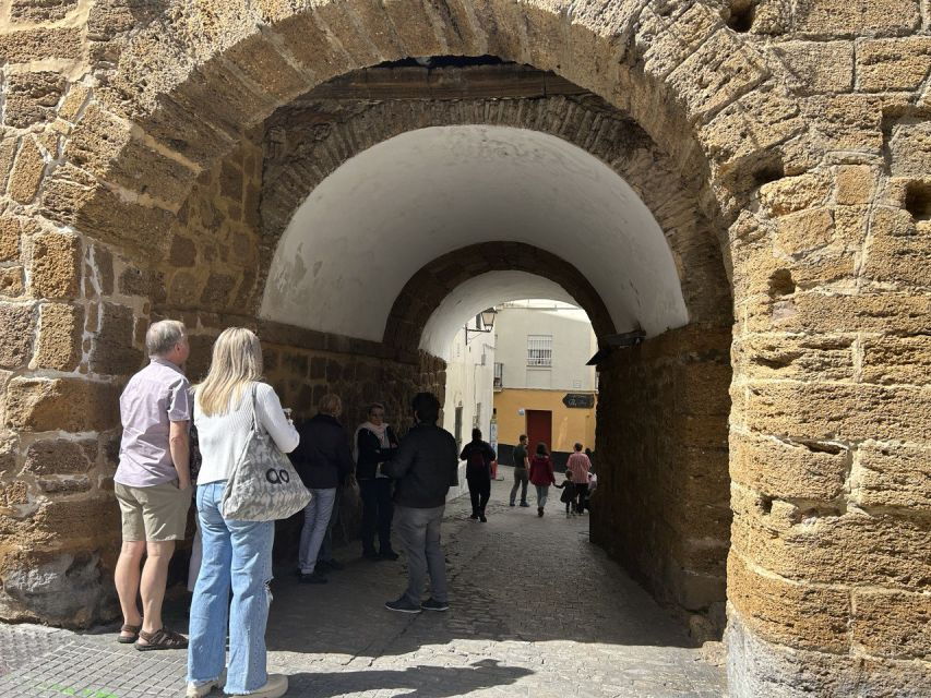 Cadiz: City Center Guided Walking Tour - Experience Highlights