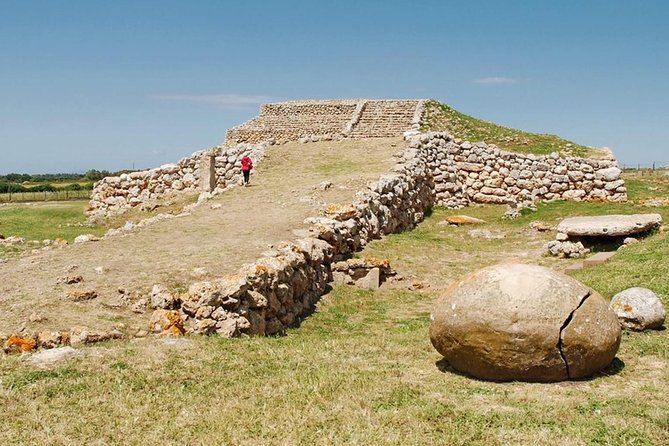 Cagliari: Castelsardo and the Sardinian Pyramid