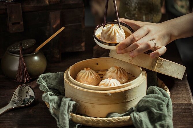 Cantonese Dimsum Cooking Lesson in Como or Lugano With Chef Ling