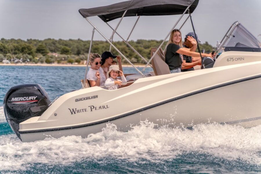 Cape Kamenjak: Full Day Private Boat Tour