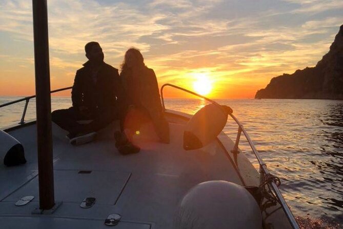 Capri Private Boat Tour at Sunset With Happy Hour From Capri (2 Hours) - Good To Know
