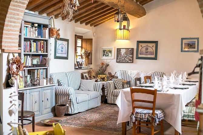 Cesarine: Market Tour & Dining at a Locals Home in Ischia