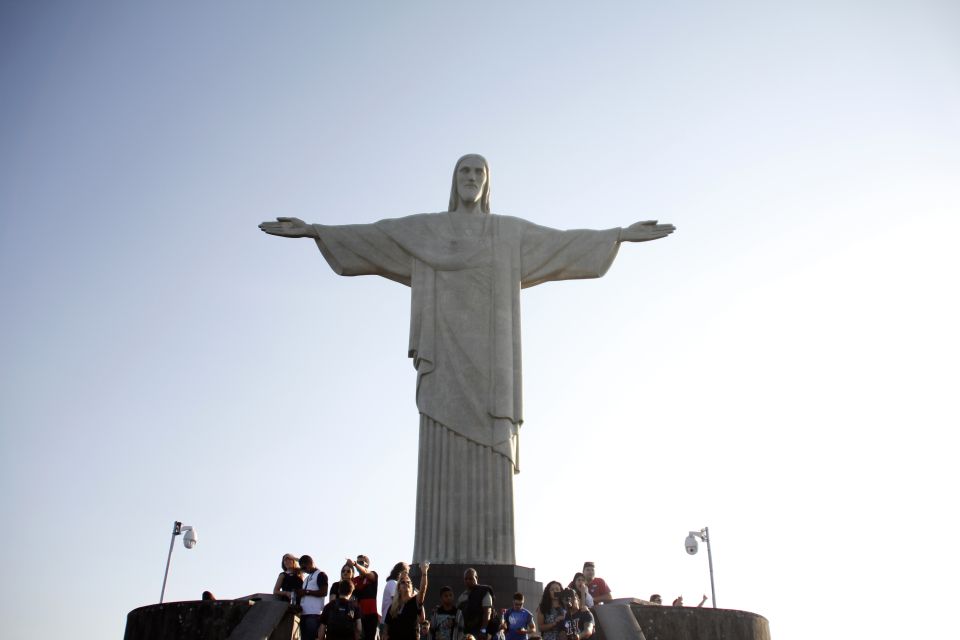 Christ the Redeemer and Escadaria Selarón Half-Day Tour - Review Summary