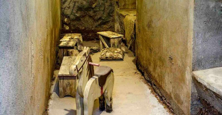 Civil War Shelters in Almeria
