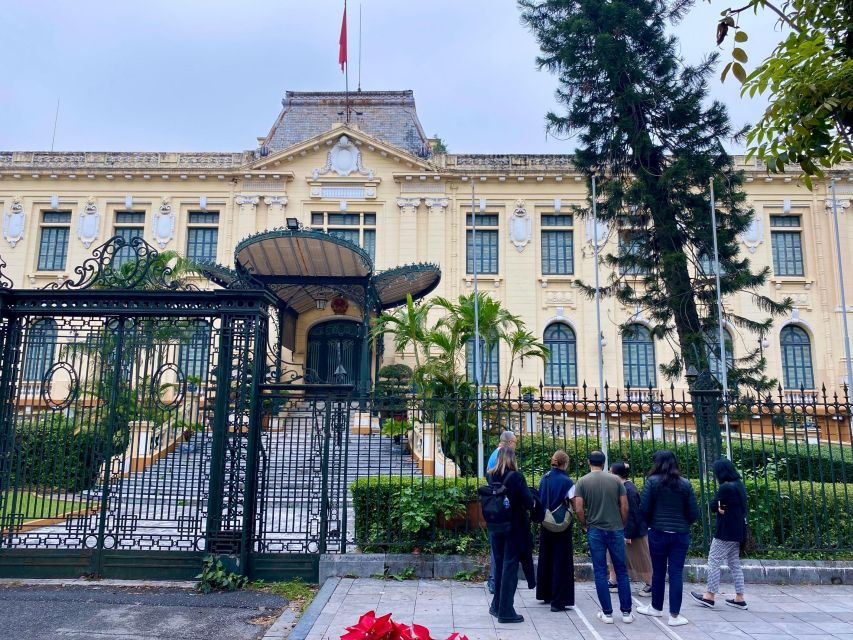 Coffee, History, and Architecture of the French Quarter - Good To Know