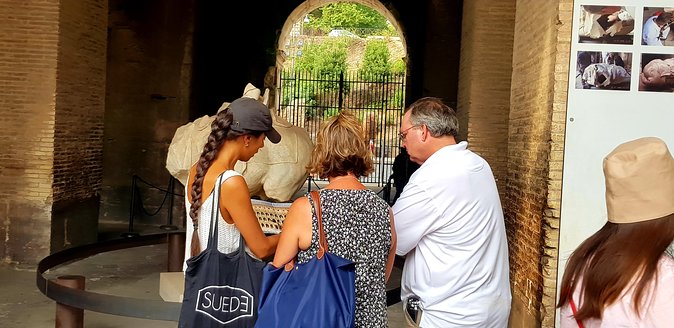 Colosseum Guided Tour With Skip the Line Ticket - Good To Know