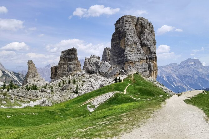 Cortina Dolomites: Best Instagram Spots in One Day Tour - Good To Know