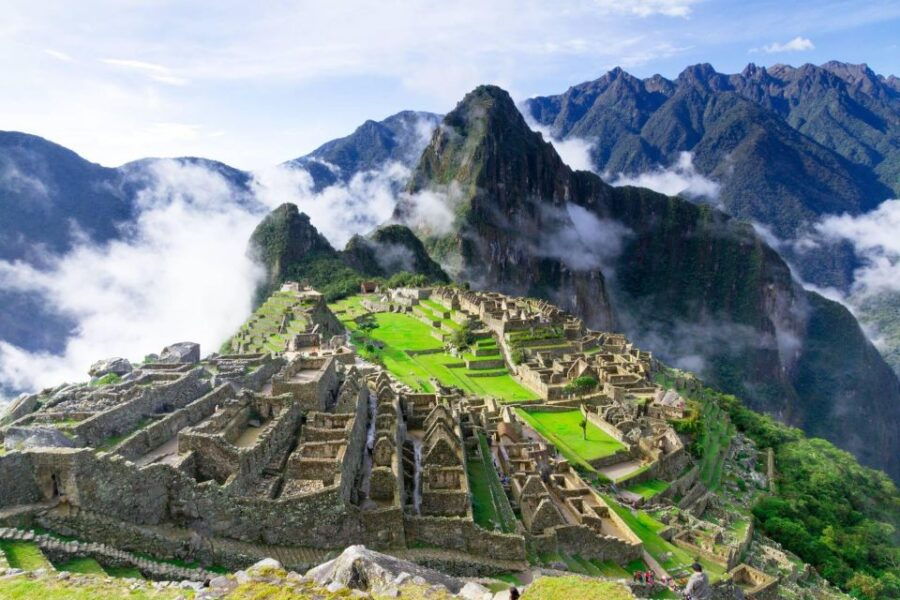 Cusco: Tour to Machupicchu With Rest in Aguas Calientes Town
