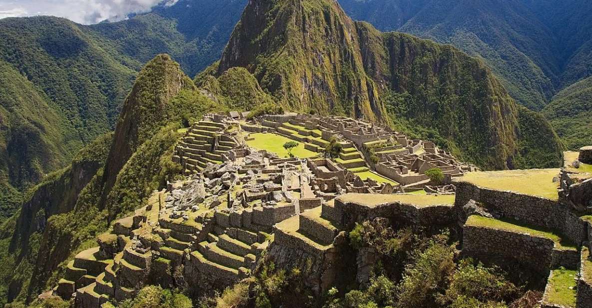 Cusco: Valle Sagrado – Machu Picchu – Raimbow Mountain 4D