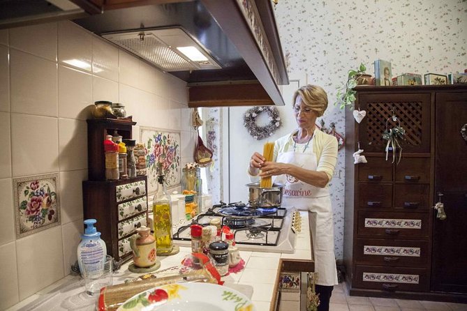 Dining Experience at a Locals Home in Ostuni With Show Cooking - Good To Know
