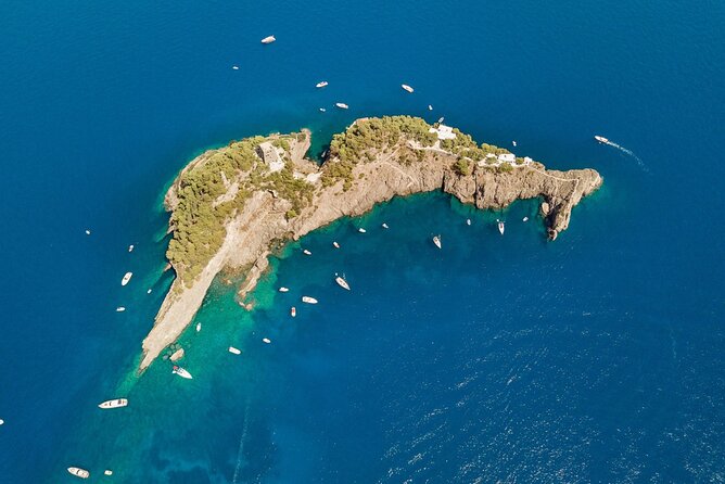 Discover Li Galli and Capri From Amalfi