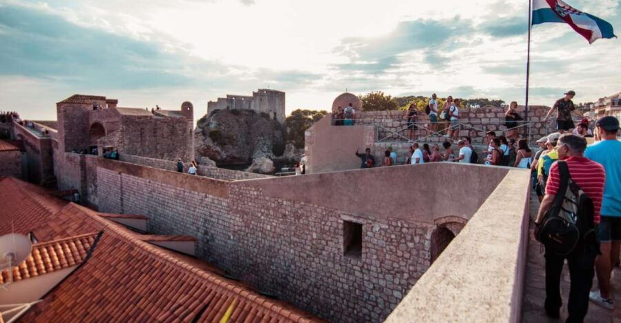 Dubrovnik: Old Town & City Walls Guided Tours Combo - Good To Know