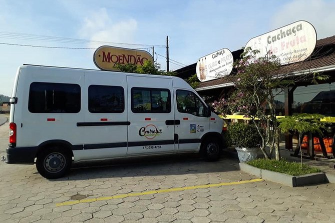 Efficient Airport Transfer Service to Balneário Camboriú