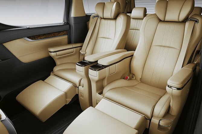 EWR to Manhattan: Private Airport Arrival Transfer
