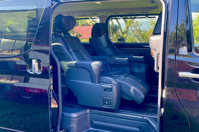 Exclusive Ground Transport: Los Suenos to SJO