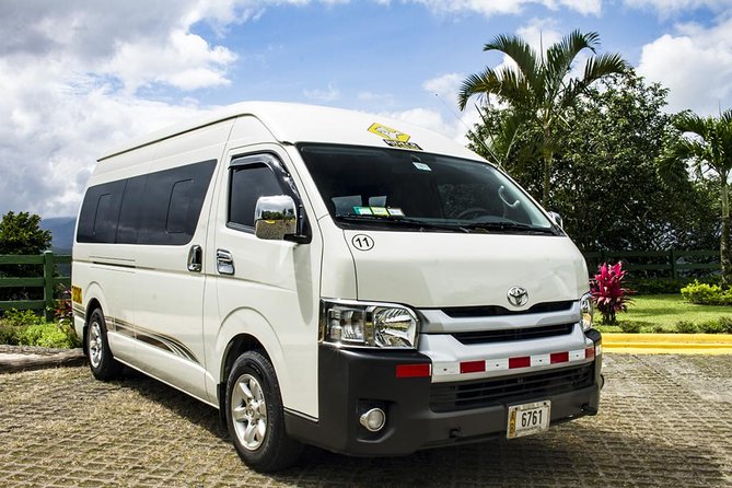 Exclusive Transfer Service Links La Fortuna-Monteverde