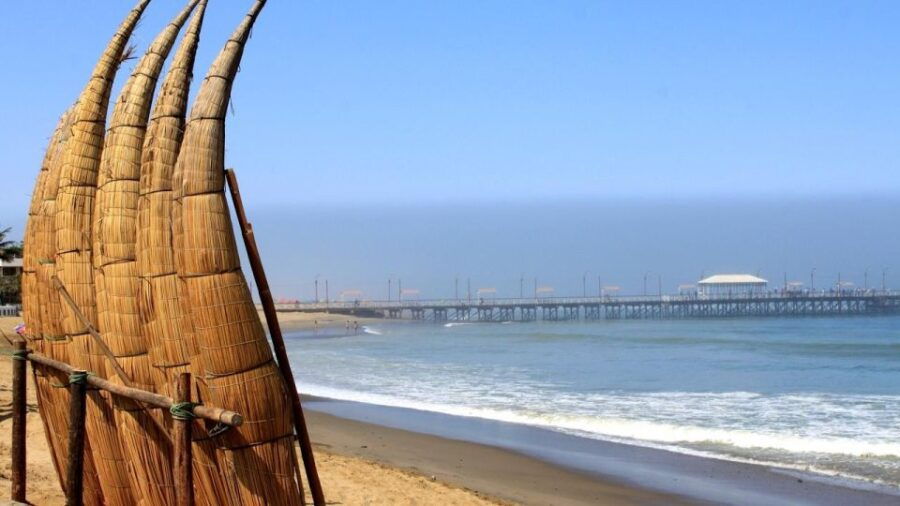 Excursion Hald Day to Chan Chan Beach of Huanchaco