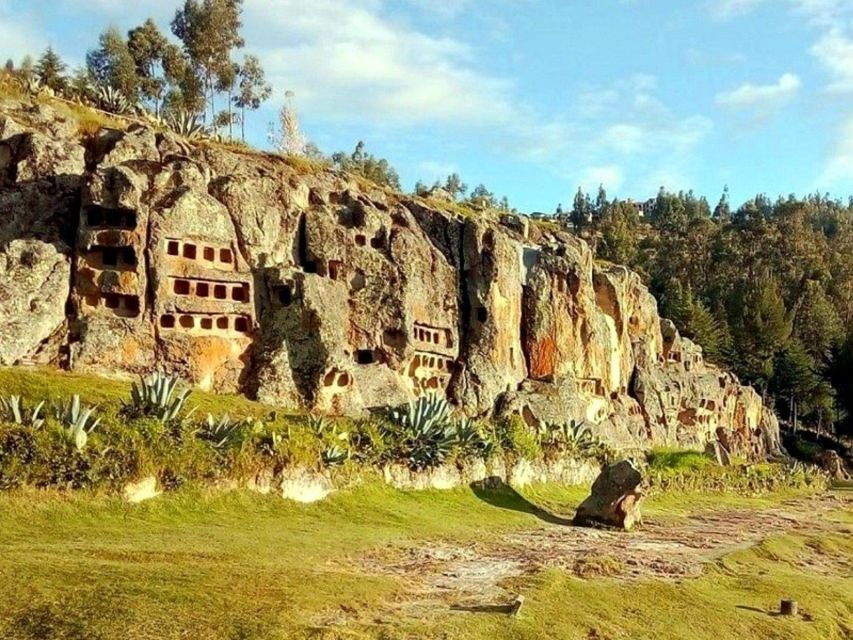 Excursion to the Ventanillas De Otuzco and Tres Molinos Farm