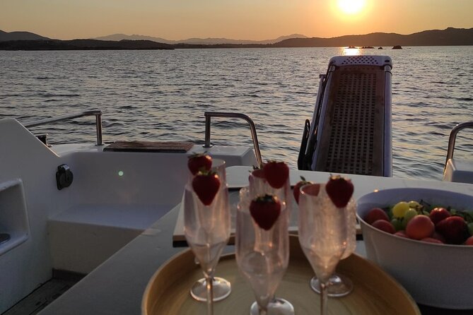 Exit in Private Boat, Sunset and Dinner on the Island of Tavolara - Good To Know