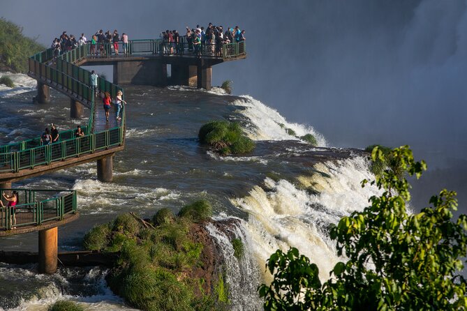 Experience the Thrill of Iguassu Falls