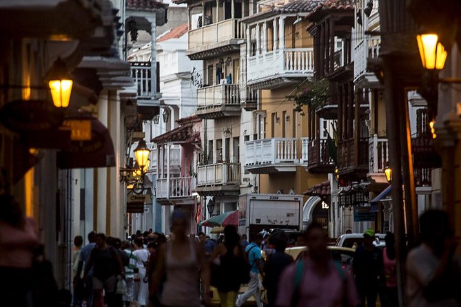 Explore / A Historic Walking Tour - Good To Know