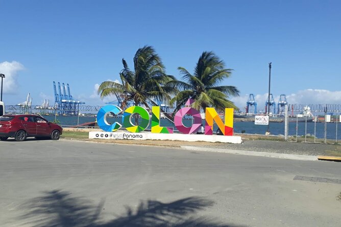 Exploring Colon Port: Private Canal Lock Adventure