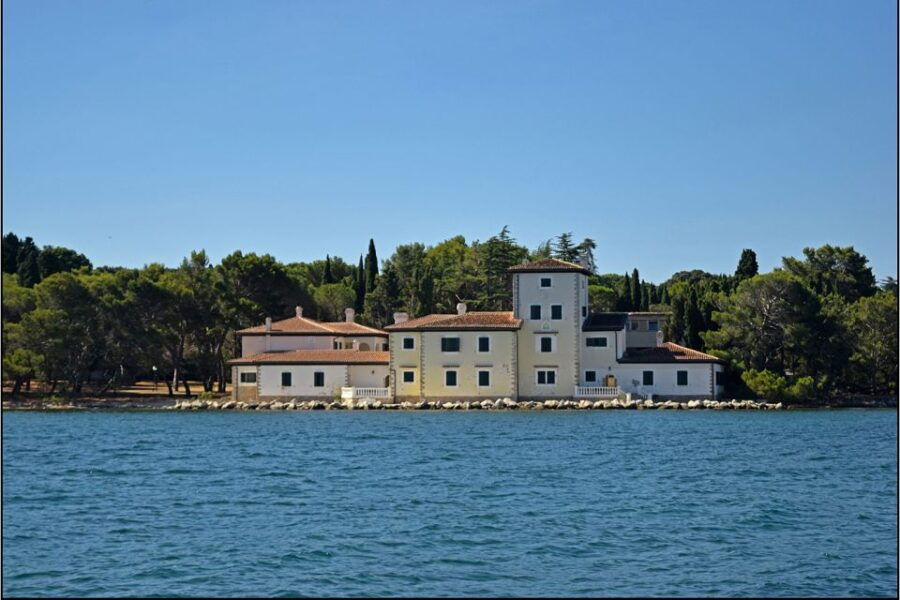 FažAna: Brijuni Islands Cruise With Peacock Island Stop