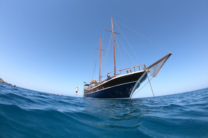 Fernandes Gozo & Comino  - Valletta - Good To Know