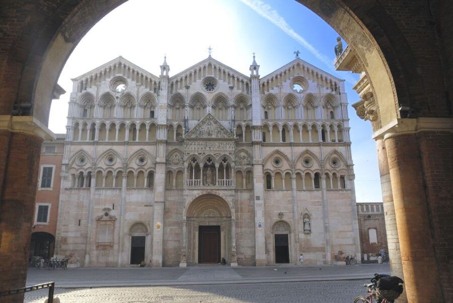 Ferrara: Private Walking Tour With Local Guide