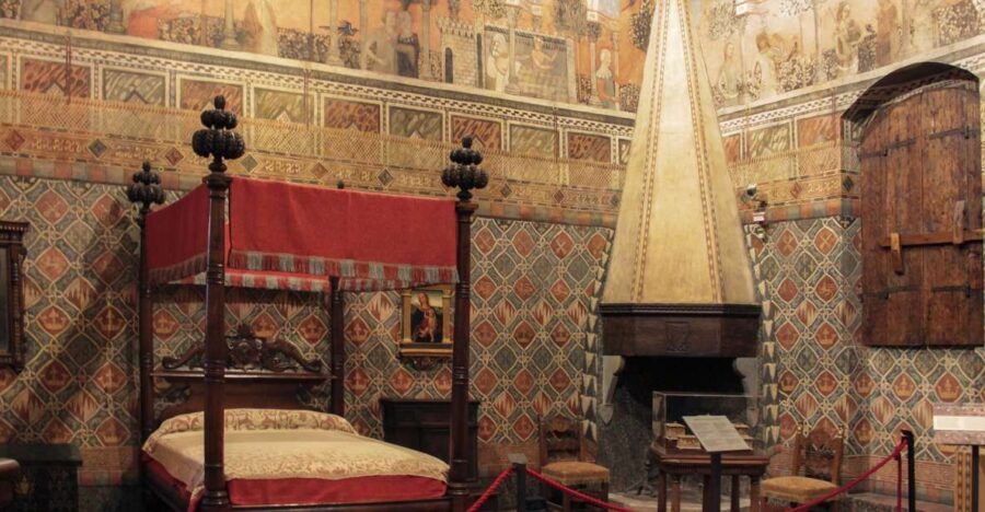 Florence: 1-Hour Private Tour of an Ancient Florentine House - Activity Details