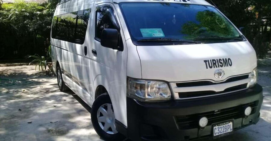 Flores Transport: From Flores to Río Dulce – From Río Dulce to Flores Private