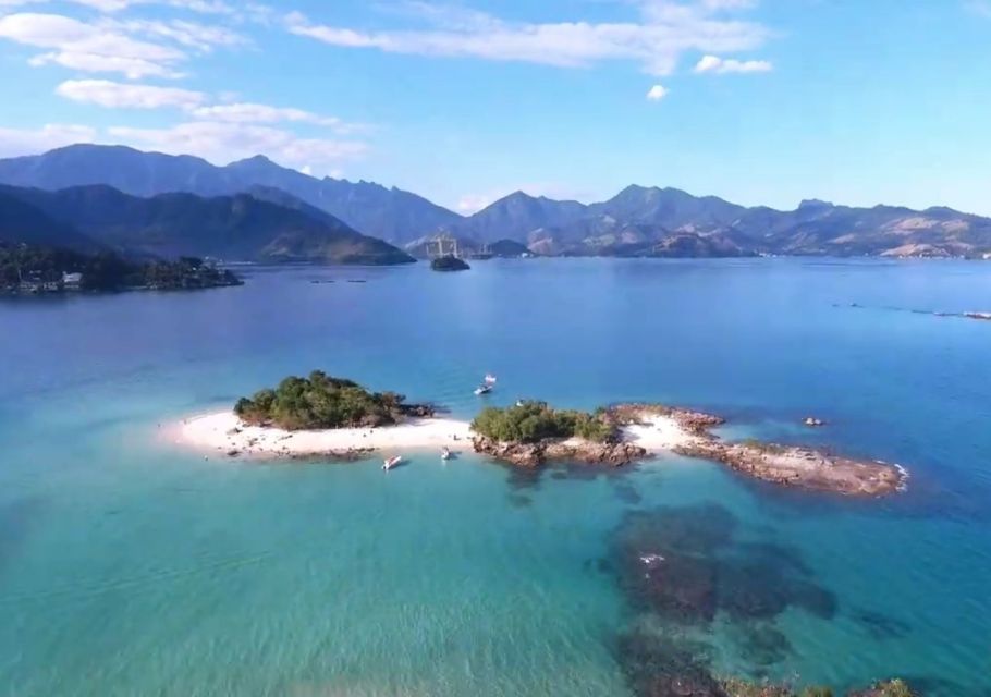 From Angra Dos Reis: Speedboat Transfer to Ilha Grande