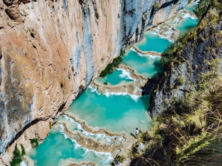 From Ayacucho Excursion to the Turquoise Waters of Millpu