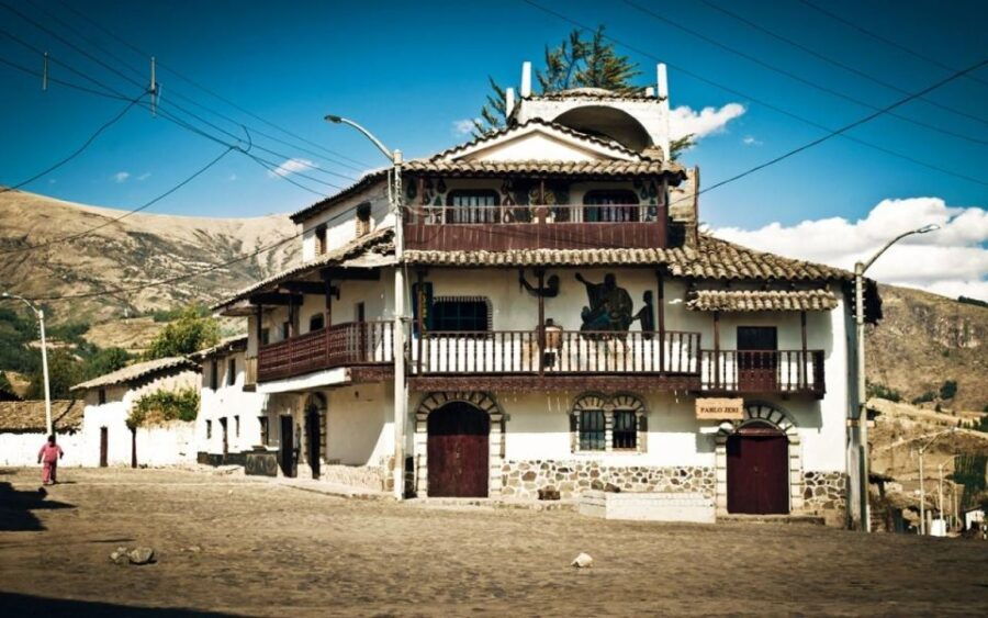 From Ayacucho: Pampa De Ayacucho – Half Day