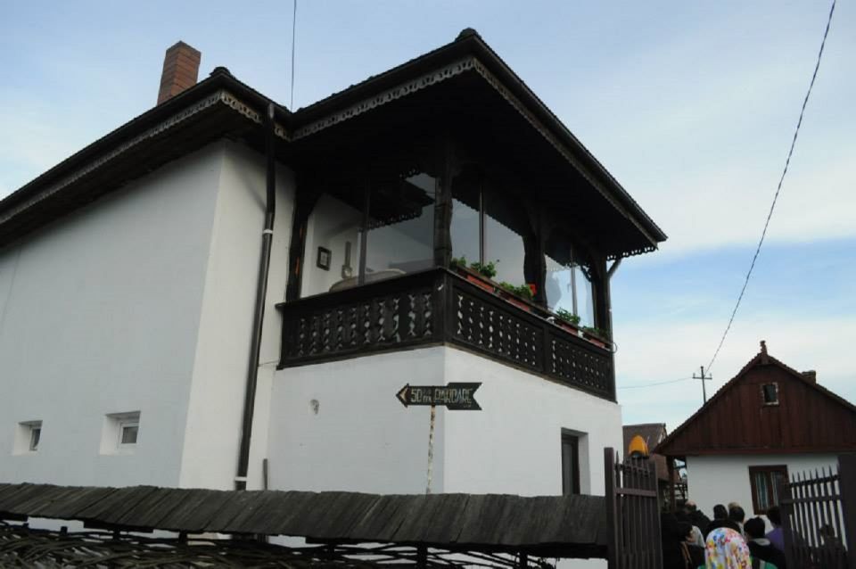 From Bacău: Discover Hidden Castles of Eastern Romania - Cultural Highlights and Cuisine