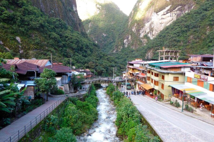 From Cusco: Machu Picchu and Rainbow Mountain 2-Day Tour