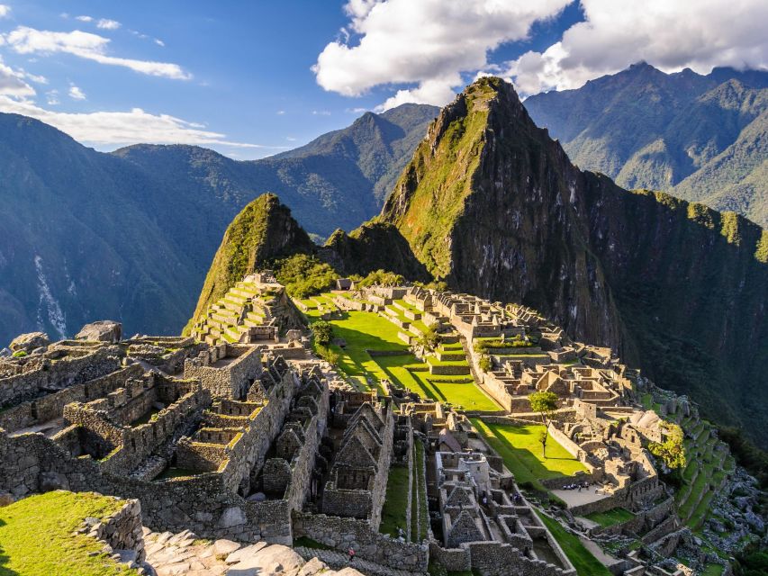 From Cusco: Machu Picchu Magic Raimbow Mountain 3D-2N