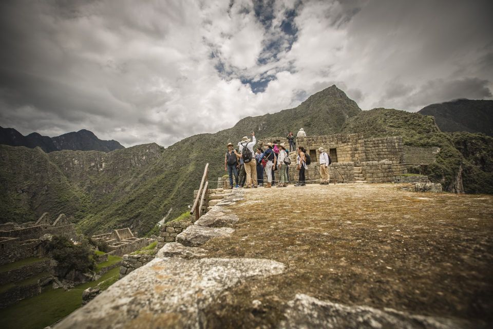 From Cusco: Machu Picchu Small Group Full-Day Tour - Experience Highlights