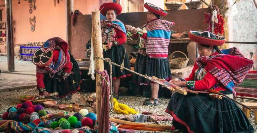 From Cusco: Sacred Valley 1-Day Andean Buffet