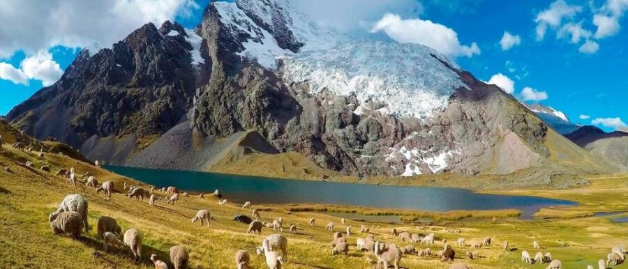 From Cuzco: Hike to Ausangate 7 Lakes in 1 Day - Experience Highlights and Starting Point
