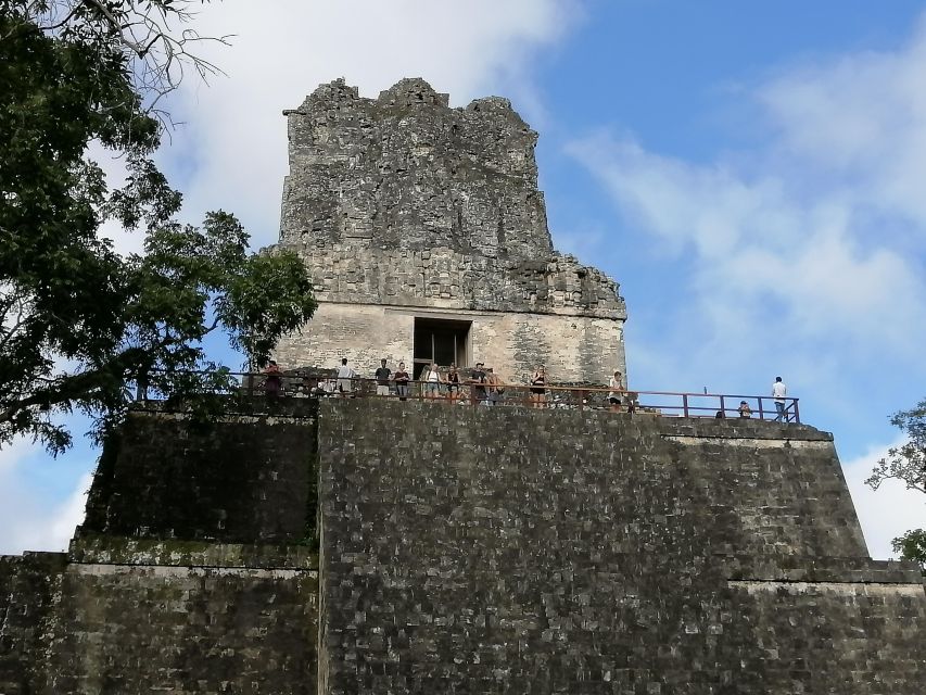 From Flores Guided Tour to Tikal With Transportation Lunch