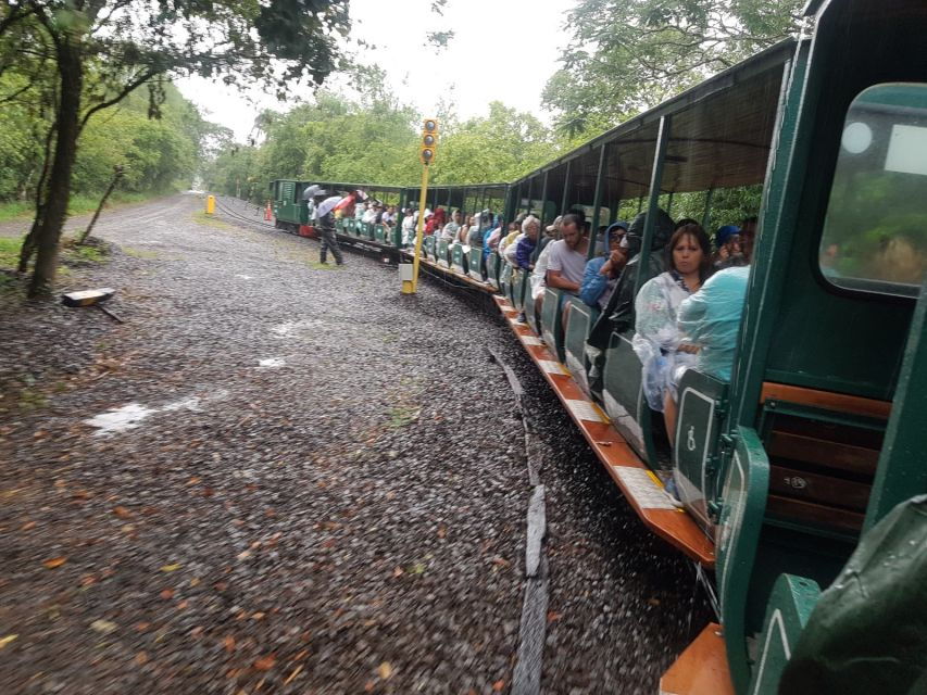 From Foz Do Iguaçu: Iguazú Falls Boat Ride Argentina - Ratings and Reviews of the Experience