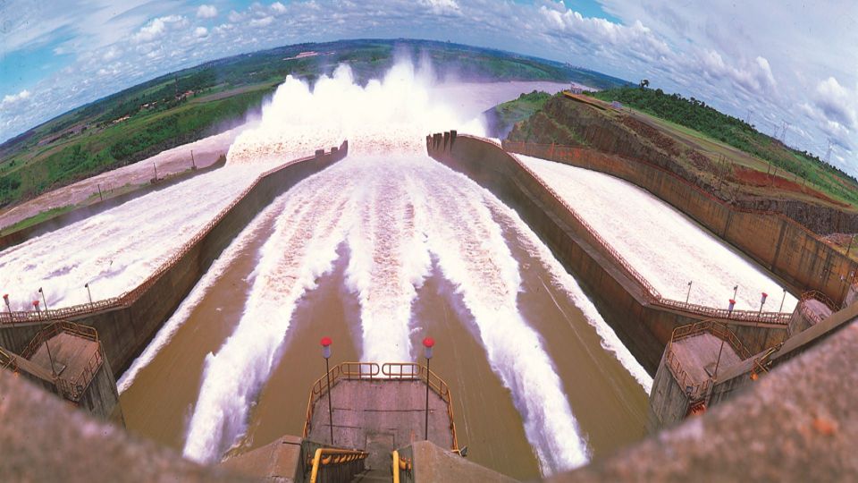 From Foz Do Iguaçu: Itaipu Hydroelectric Dam Guided Tour - Good To Know