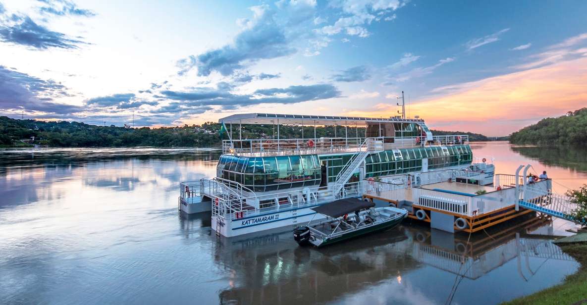 From Foz Do Iguaçu: Sunset Catamaran Tour With Meal