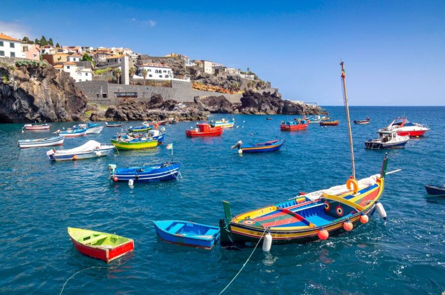 From Funchal: Câmara De Lobos Guided Tuk-Tuk Tour